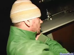 निर्देशक एक जीभ के स ...