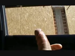 अचानक वह एक में डाल  ...