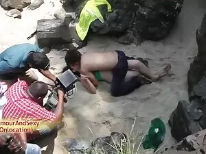 अपने पसंदीदा गेंद 1  ...
